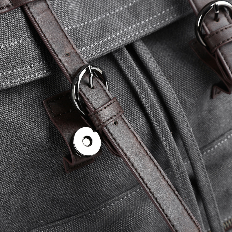 Men's canvas backpack