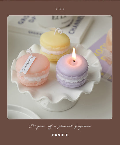 Macaron scented candle